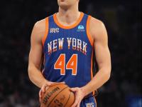 开云体育下载-江苏队轻取山西队，布伦森状态火热的简单介绍