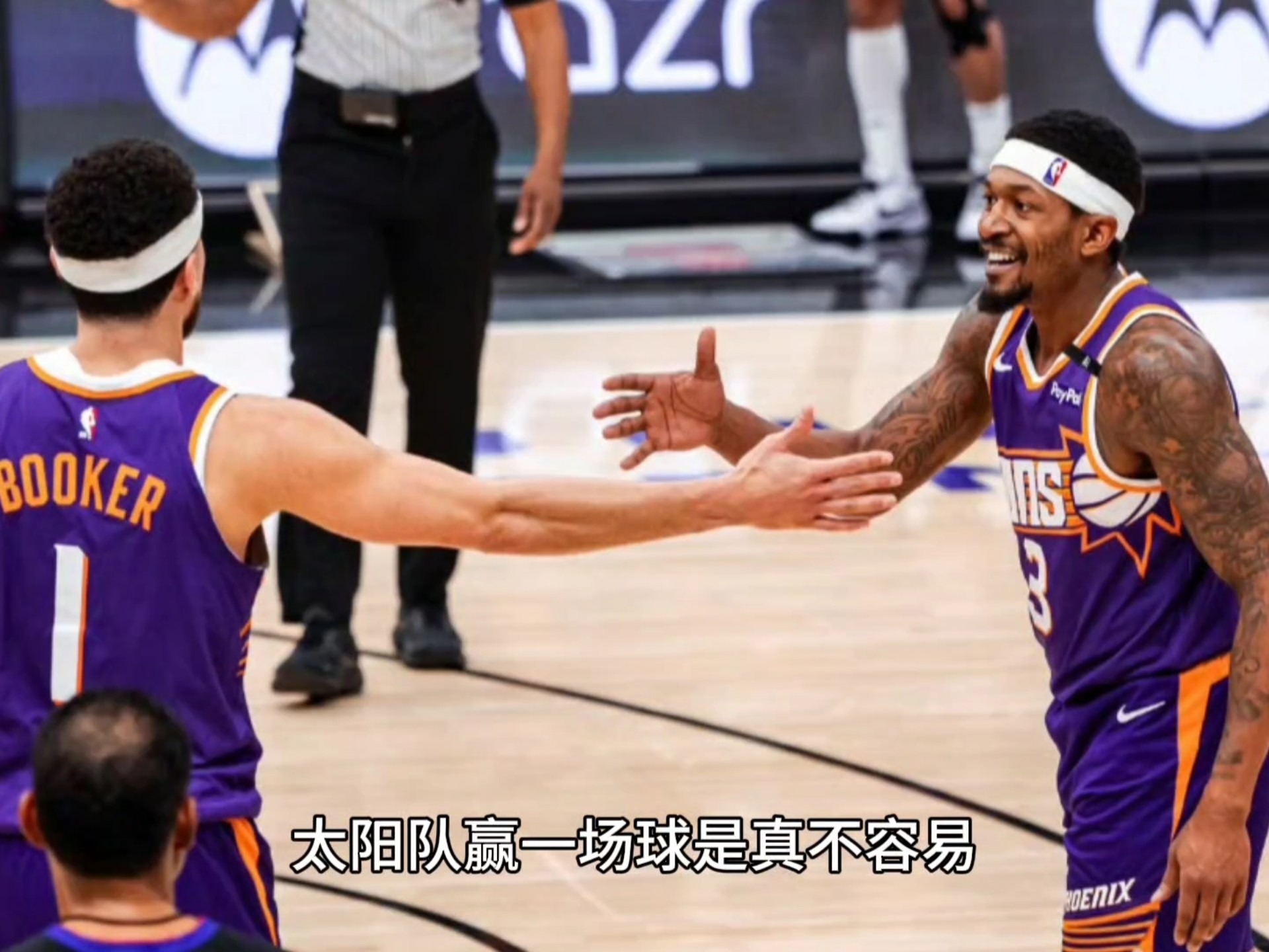 激烈斗争：太阳与篮网将在周日大战一场的简单介绍