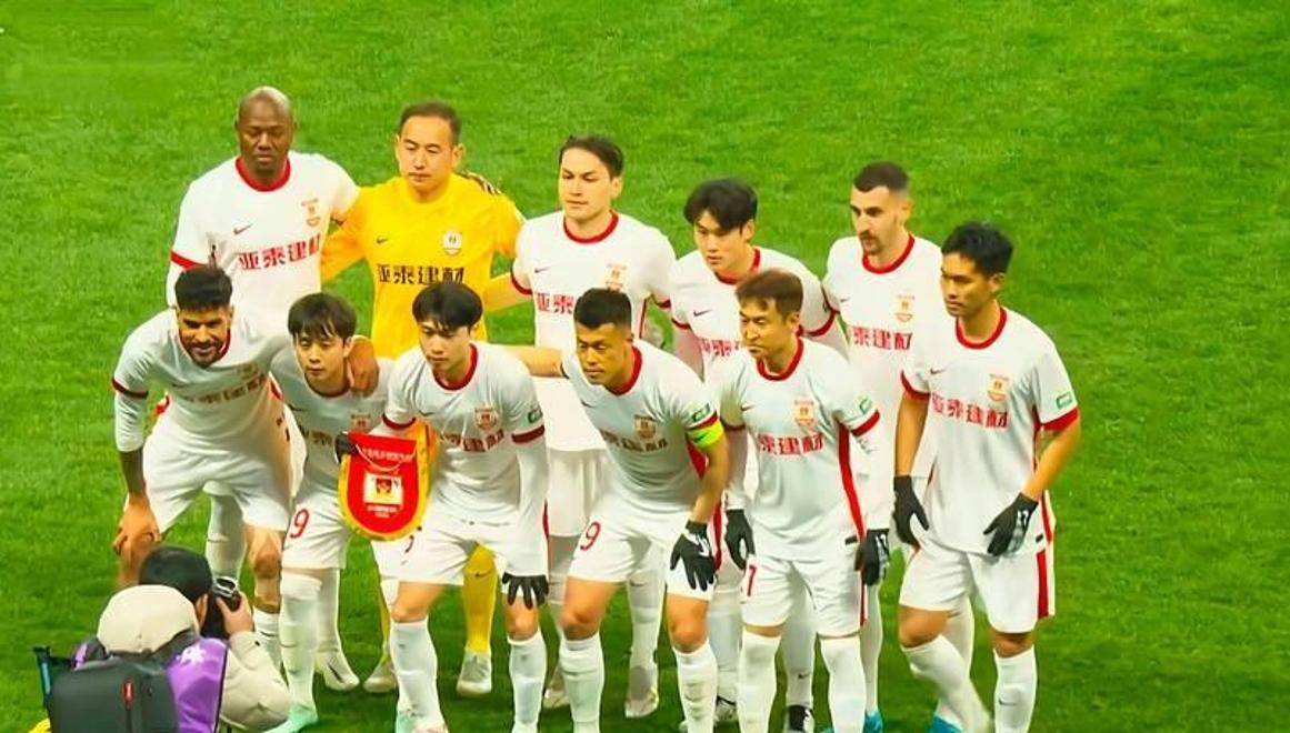 中超大胜惊艳全场观众