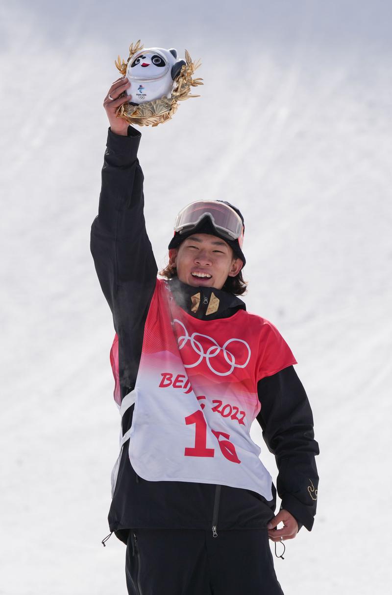 加拿大选手斩获滑雪项目冠军 加拿大选手斩获滑雪项目冠军