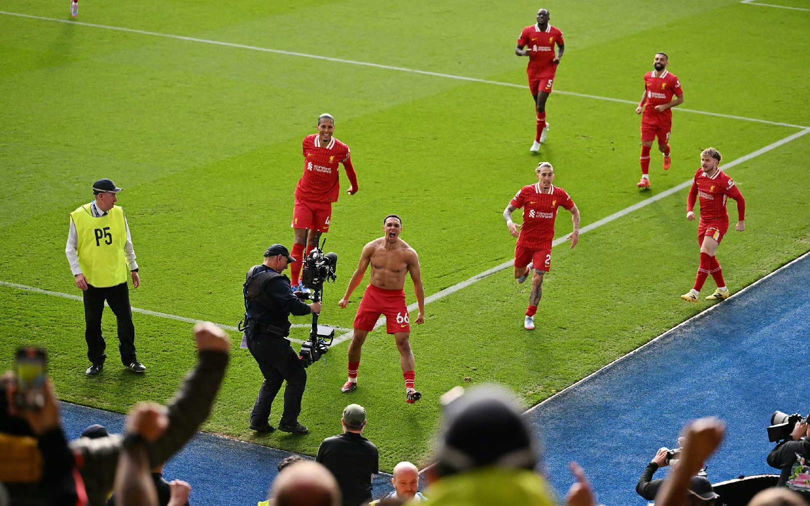 诺维奇客场惨败利物浦，连续遭遇两连败