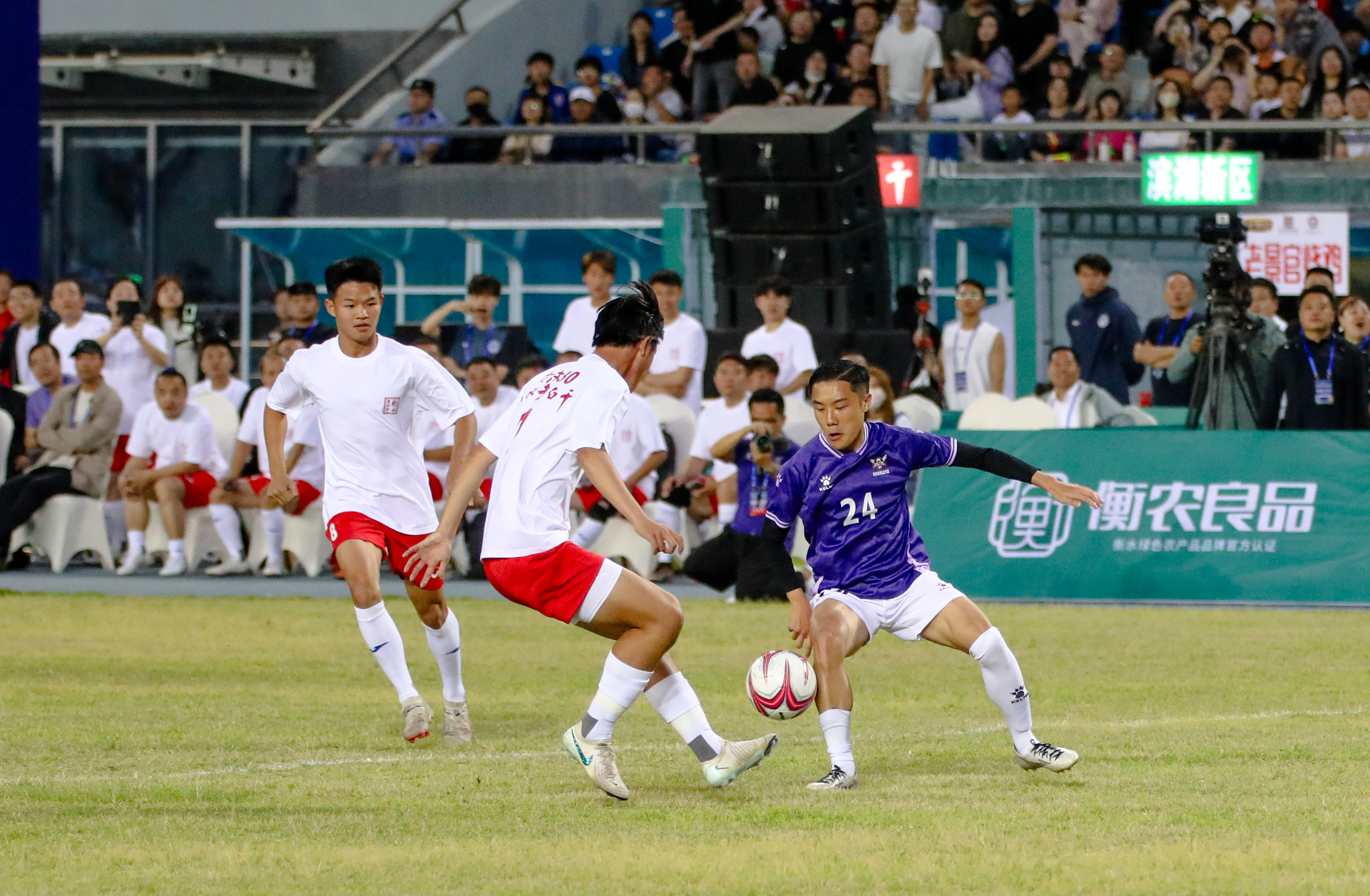 足球比赛的激烈程度在各国广受认可