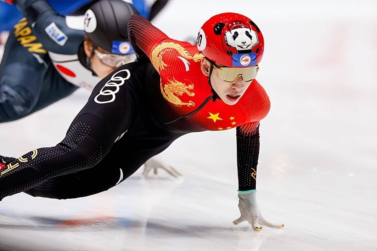 包含短道速滑选手再夺一金实力强劲的词条 包含短道速滑选手再夺一金实力强劲的词条