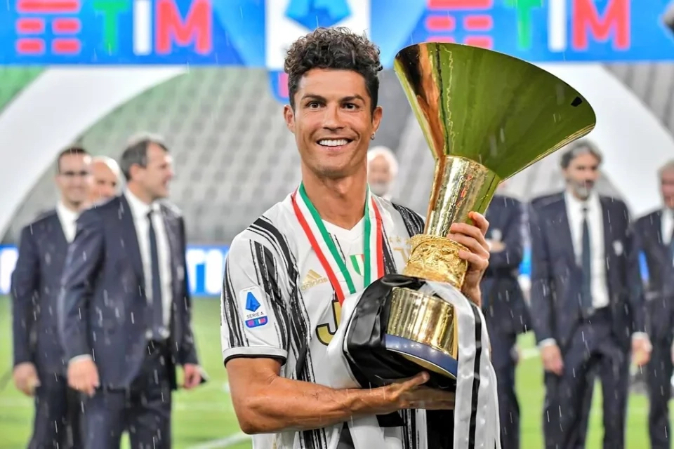 尤文图斯险胜，冲击意甲冠军希望犹存