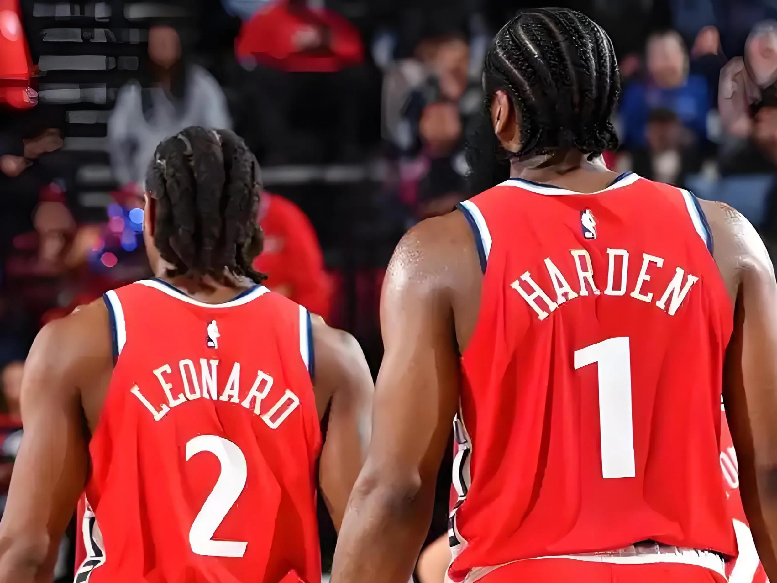 快船击败掘金，保持不败记录