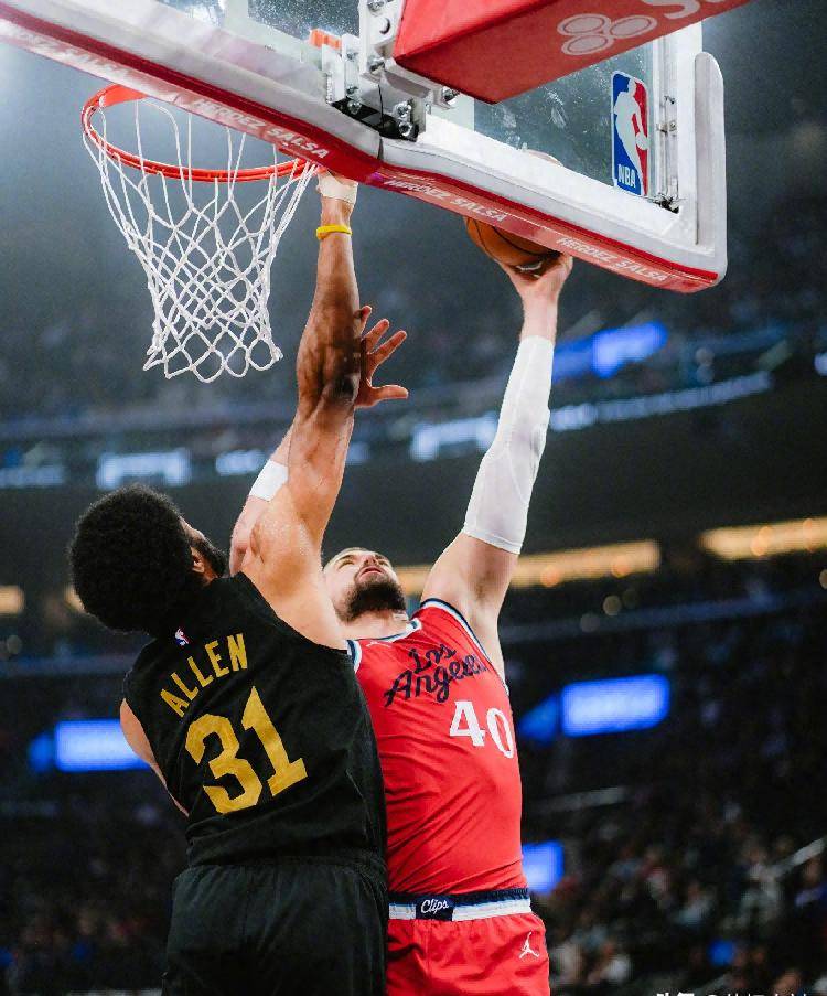 快船逆转尼克斯，莱昂纳德关键表现