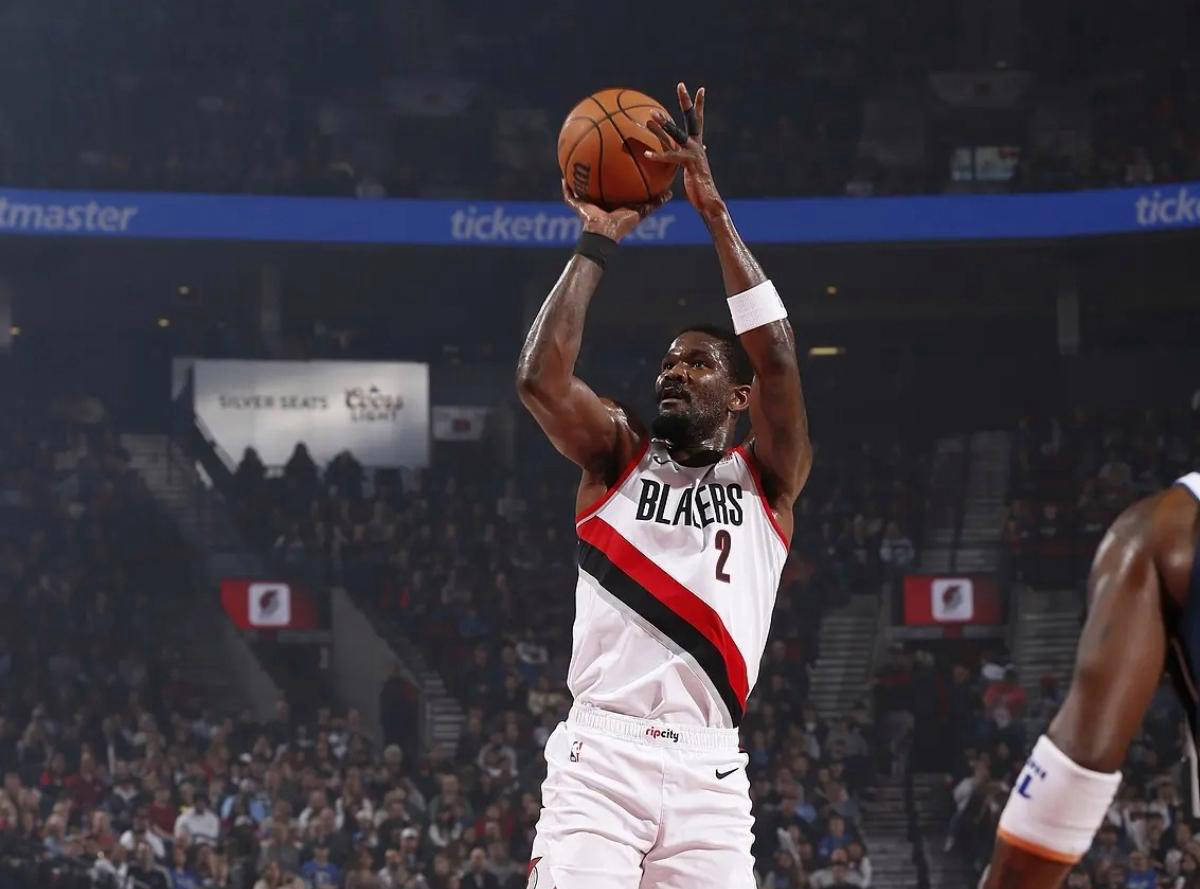 季后赛取得头虎？湖人签下一人亡，策圈帽今年大小报国